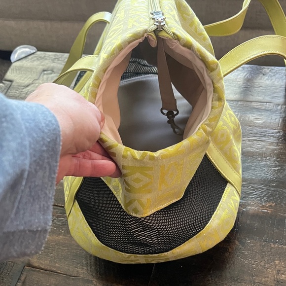Pet Carrier Green Yellow Patterned Padded Vented Bag Tote Dog Cat - Picture 7 of 9